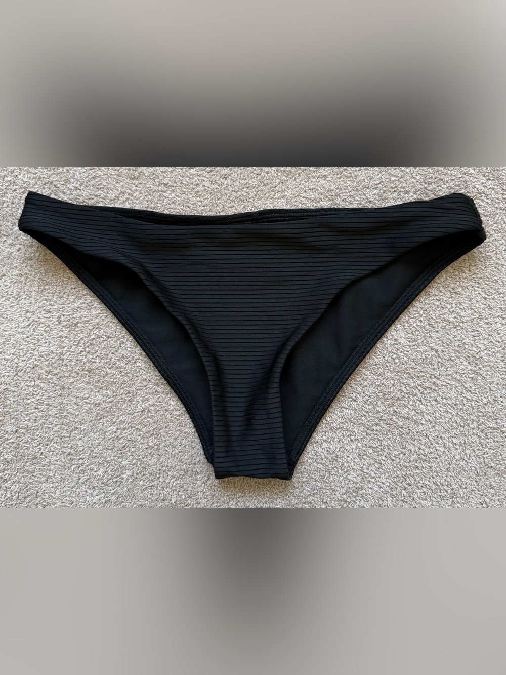 Beach Bunny - STEPHANIE MIDI BOTTOM - BLACK